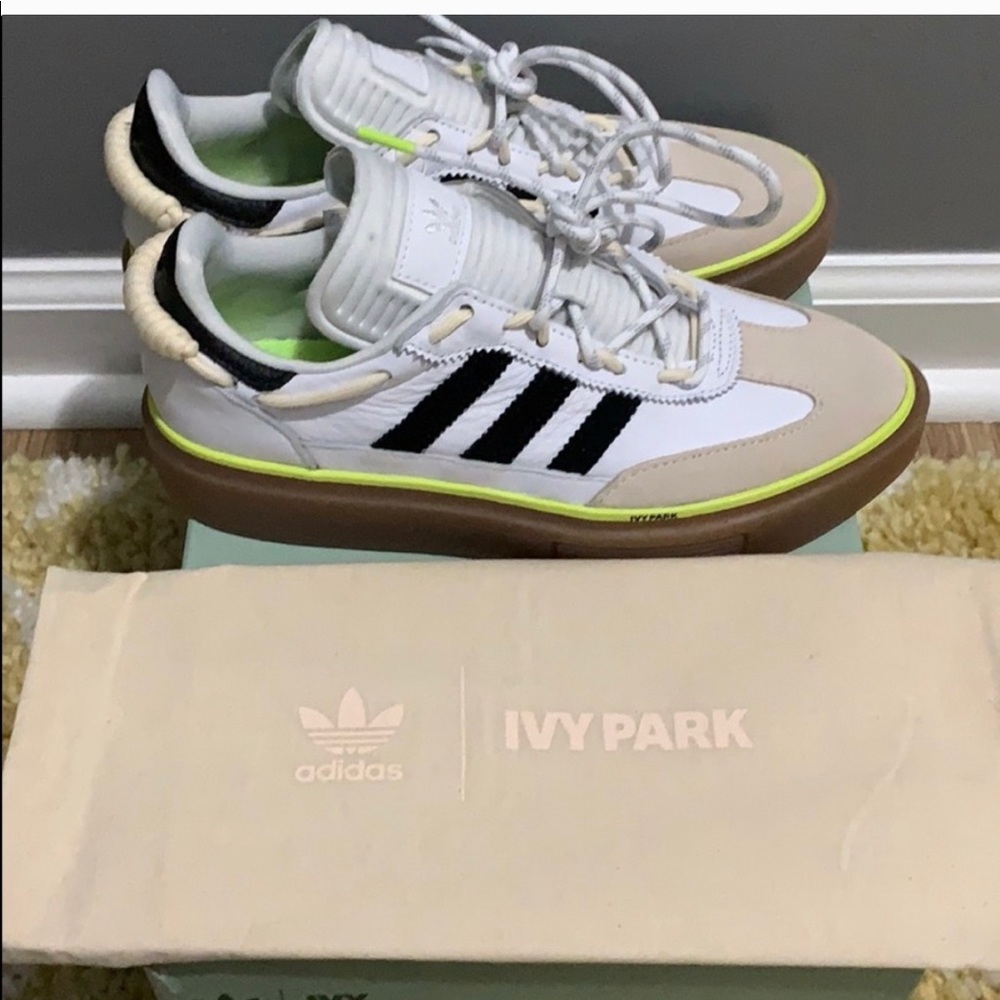 ‼️SOLD‼️ - Picture 2 of 3
